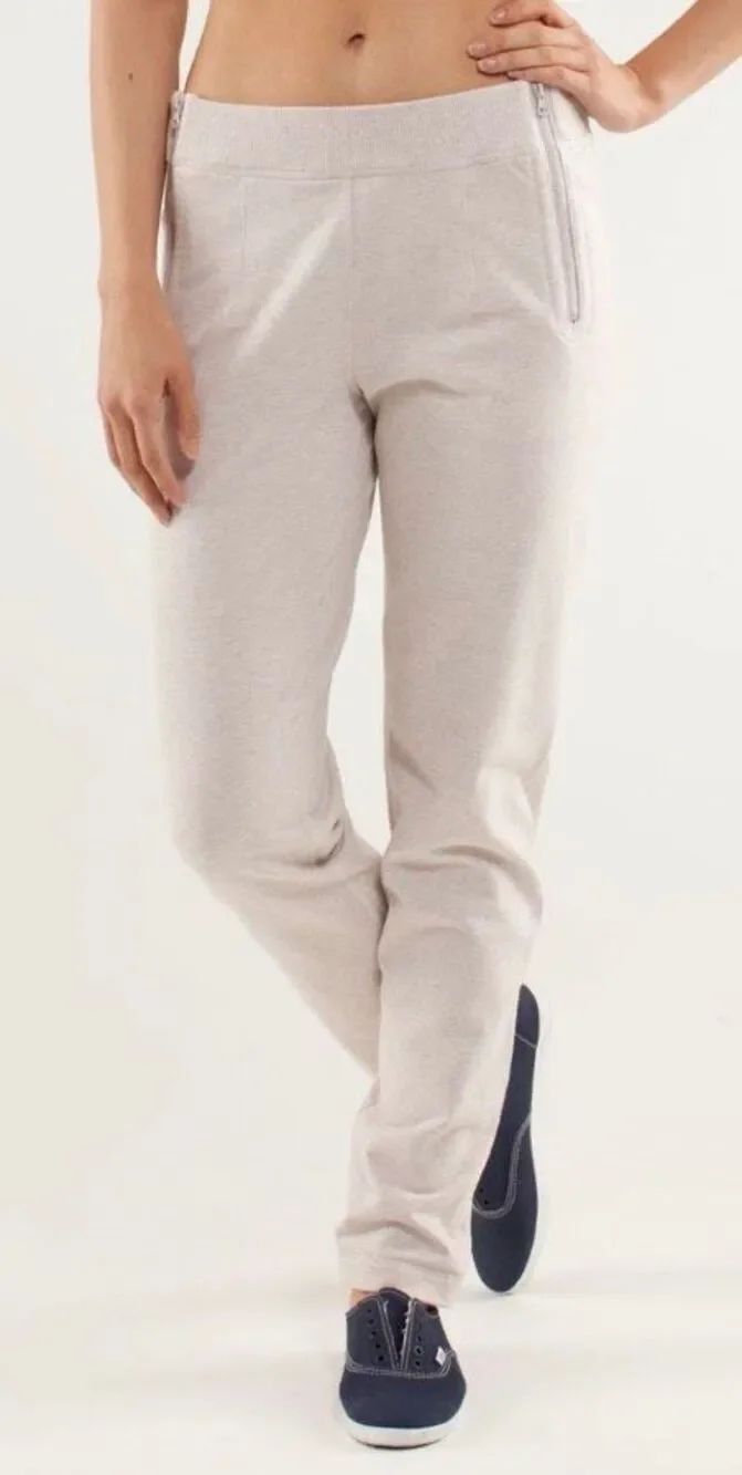 LULULEMON Rejuvenate tan dune French Terry SWEAT PANTS sz 4